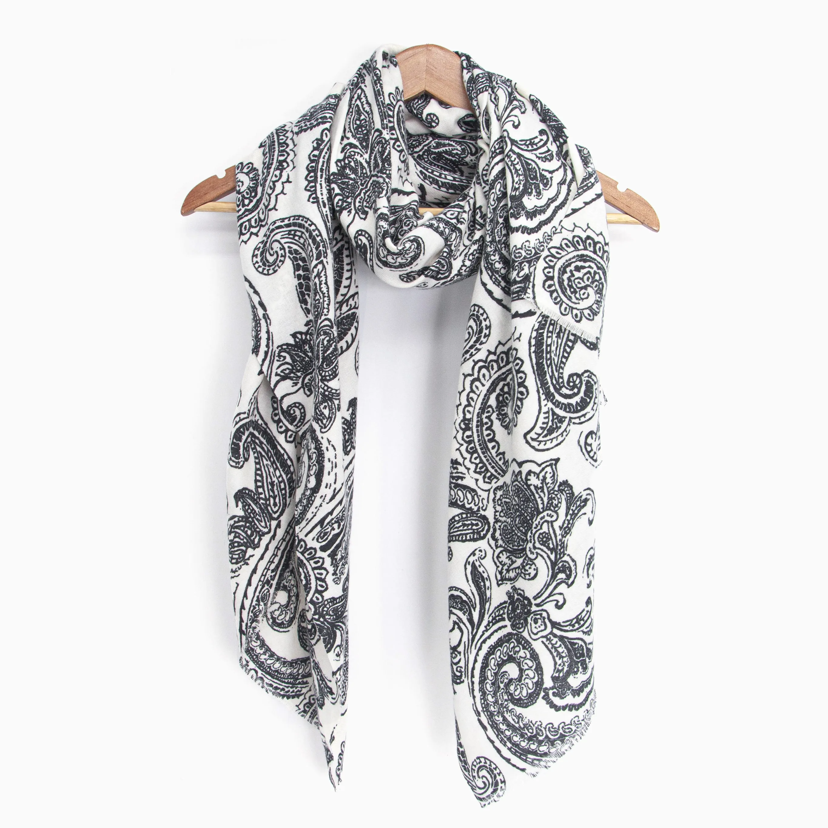 Ailidh Lightweight Scarf - Cream, Paisley