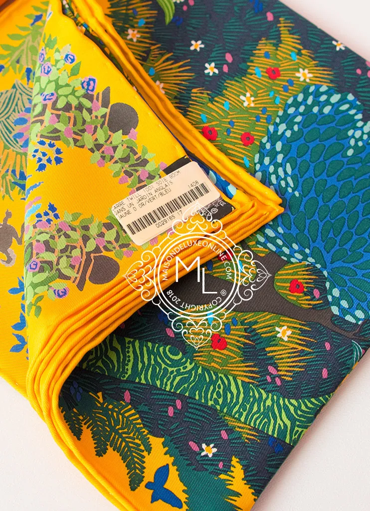 Hermes Jaune d'or Twill Silk 90 cm Dans Un Jardin Anglais Scarf