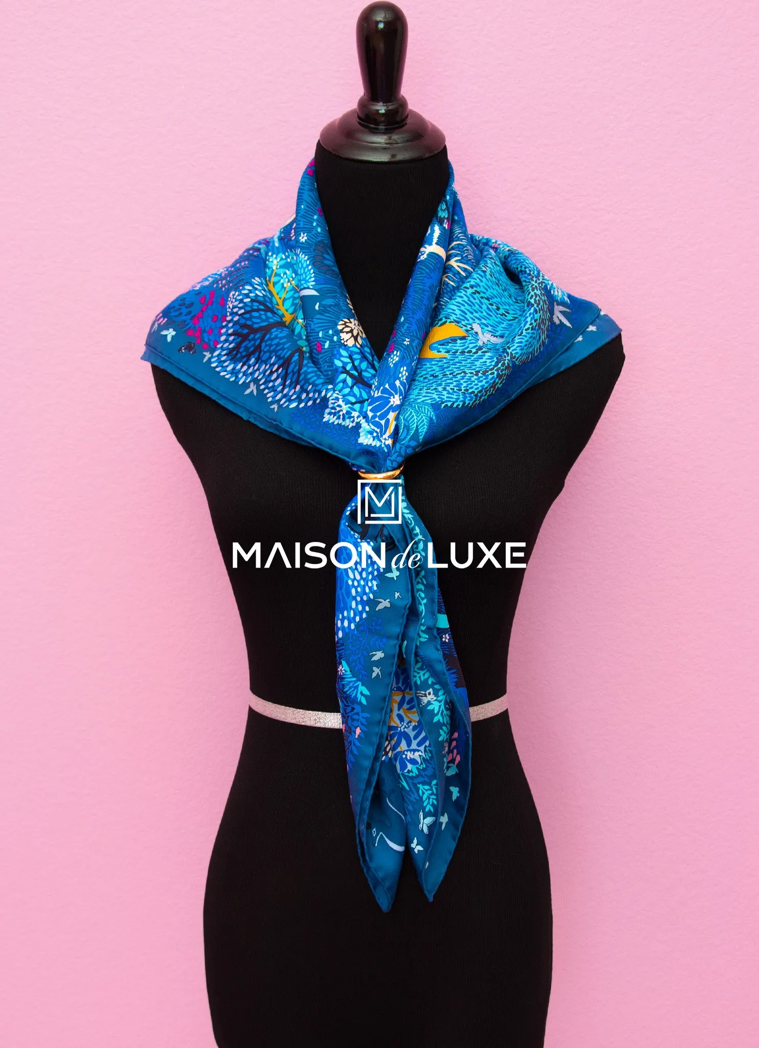 Hermes "Dans Un Jardin Anglais" Blue Twill Silk 90 cm Scarf